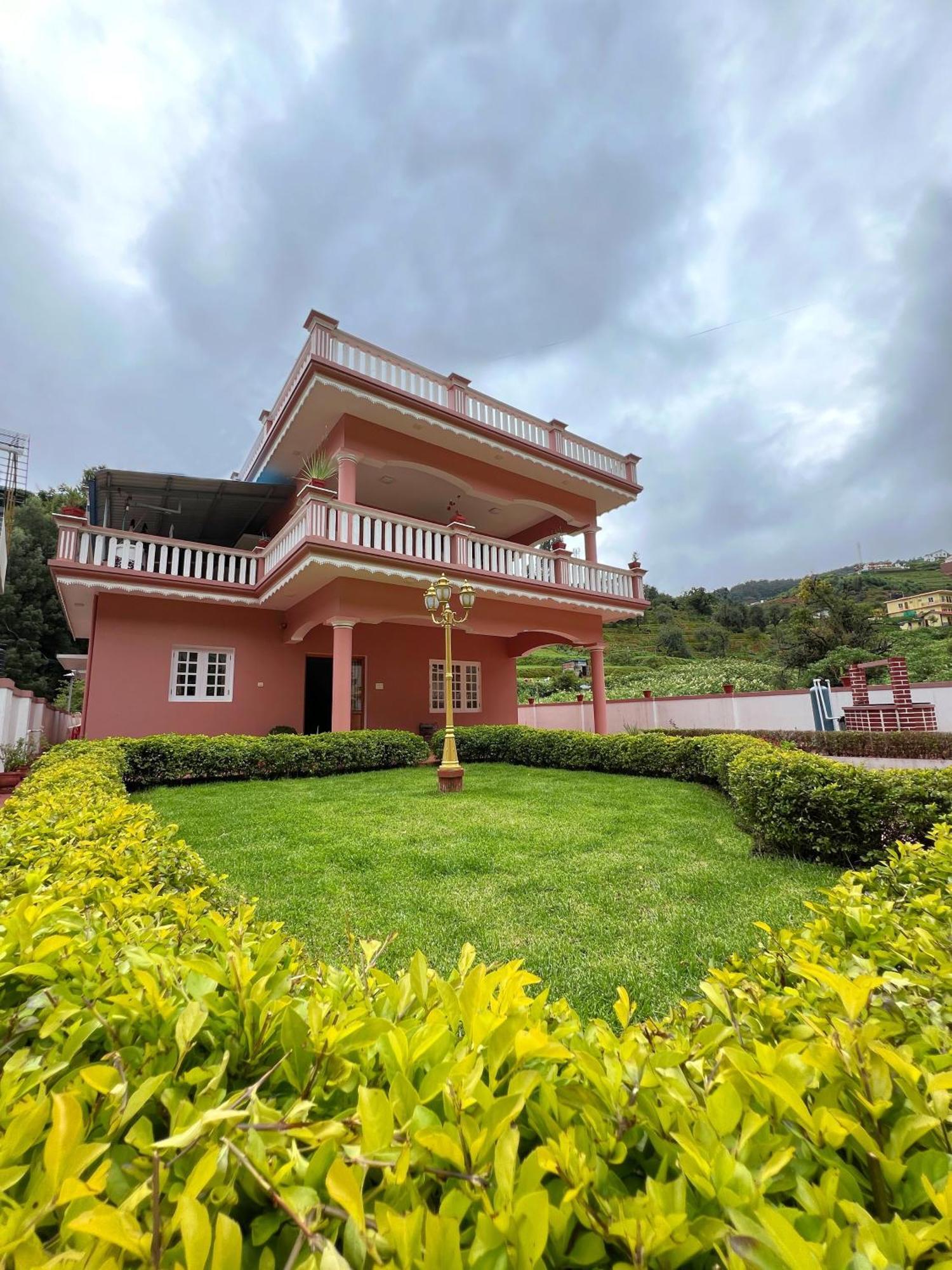 Chill Inn - Families Only Ooty Exterior photo